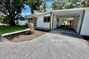 7117 15th St N, Saint Petersburg, FL 33702 - Photo 2