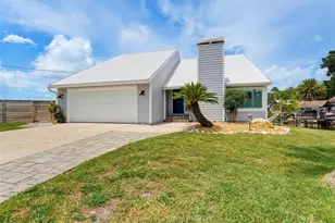 8720 Betty St, Port Richey, FL 34668 - Photo 12