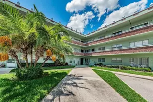 2359 Finlandia Ln, Clearwater, FL 33763 - Photo 4