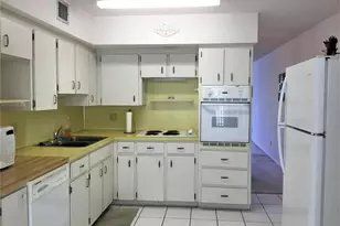 2359 Finlandia Ln, Clearwater, FL 33763 - Photo 14