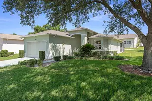 7483 Bridgewater Ln, Spring Hill, FL 34606 - Photo 2