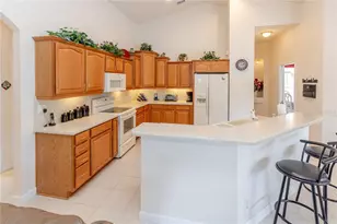 4072 Misty View Dr, Spring Hill, FL 34609 - Photo 14