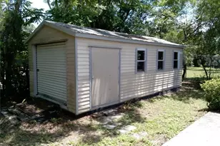 906 Oak Dr, Leesburg, FL 34748 - Photo 22