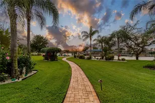 5851 Cachette De Riviera Ct, New Port Richey, FL 34655 - Photo 78