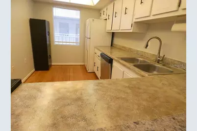 4908 38th Way S #303, Saint Petersburg, FL 33711 - Photo 6