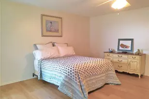 2361 Ecuadorian Way, Clearwater, FL 33763 - Photo 18