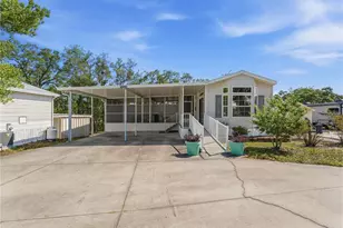 9504 Gray Fox Dr Dr, Weeki Wachee, FL 34613 - Photo 2