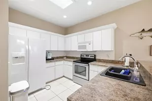 13317 Norman Cir, Hudson, FL 34669 - Photo 4