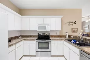 13317 Norman Cir, Hudson, FL 34669 - Photo 8