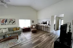 9485 Hamlin Blvd, Seminole, FL 33776 - Photo 36