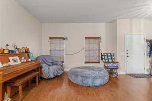22536 Laureldale Dr, Lutz, FL 33549 - Photo 10