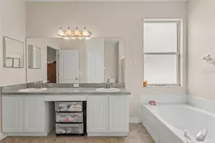 22536 Laureldale Dr, Lutz, FL 33549 - Photo 38