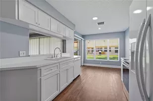 9031 Warwick Ln, New Port Richey, FL 34655 - Photo 14