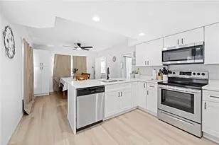 7281 Aberdeen Ct, Weeki Wachee, FL 34607 - Photo 18