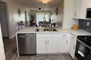 11130 Carriage Hill Dr, Port Richey, FL 34668 - Photo 6