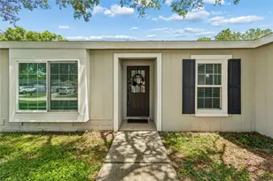 5707 Ridgestone Dr, Tampa, FL 33625 - Photo 4