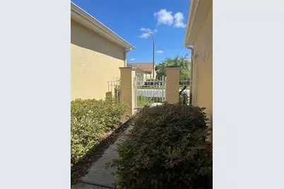 7211 Cleopatra Drive, Land O Lakes, FL 34637 - Photo 2