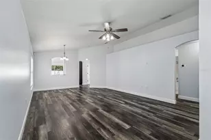10226 Perthshire Cir, Land O Lakes, FL 34638 - Photo 6