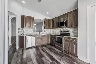 10226 Perthshire Cir, Land O Lakes, FL 34638 - Photo 8