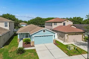 10226 Perthshire Cir, Land O Lakes, FL 34638 - Photo 2