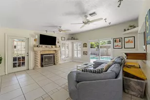 7300 11th Ave N, Saint Petersburg, FL 33710 - Photo 12