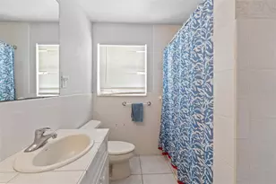 7300 11th Ave N, Saint Petersburg, FL 33710 - Photo 16