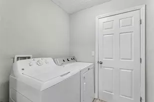 1328 Gangplank Dr, Valrico, FL 33594 - Photo 26