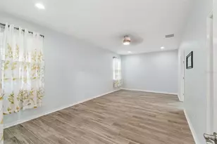 11852 Gavin Ln, Odessa, FL 33556 - Photo 20