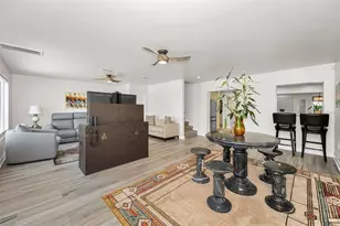 1620 Seabreeze Dr, Tarpon Springs, FL 34689 - Photo 34