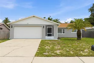 7607 Bramblewood Dr, Port Richey, FL 34668 - Photo 4