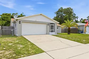 7607 Bramblewood Dr, Port Richey, FL 34668 - Photo 2