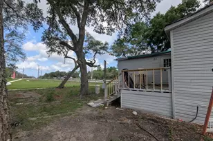 12406 Hudson Ave, Hudson, FL 34669 - Photo 6