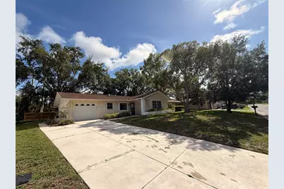 8634 Winding Wood Drive, Port Richey, FL 34668 - Photo 2