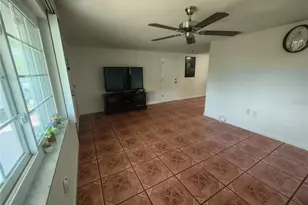 6627 Parkside Dr, New Port Richey, FL 34653 - Photo 10