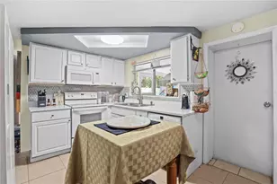 9210 Unicorn Ave, Port Richey, FL 34668 - Photo 10