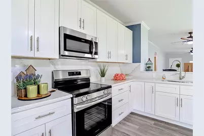 12331 Parkwood Street, Hudson, FL 34669 - Photo 10