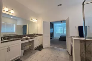 863 W Bayshore Dr, Tarpon Springs, FL 34689 - Photo 14