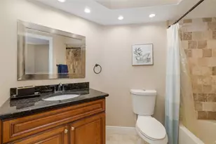 321 Waterford Cir E, Tarpon Springs, FL 34688 - Photo 36