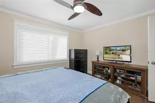 321 Waterford Cir E, Tarpon Springs, FL 34688 - Photo 40