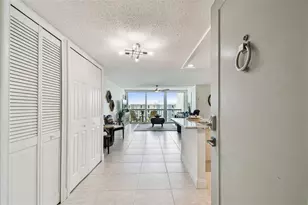 400 Island Way, Clearwater, FL 33767 - Photo 4