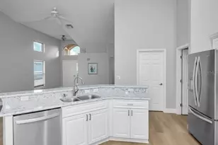 6240 Fairskies Dr, New Port Richey, FL 34655 - Photo 26