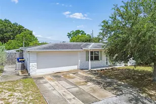 2440 Arcadia Rd, Holiday, FL 34690 - Photo 24