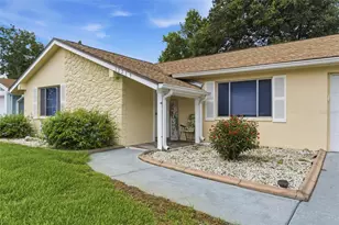 12219 Quail Run Row, Bayonet Point, FL 34667 - Photo 4