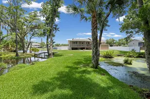 5904 Springrun Ct, Holiday, FL 34690 - Photo 6