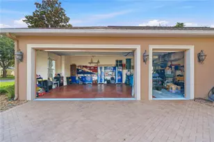 9118 Mississippi Run, Weeki Wachee, FL 34613 - Photo 54