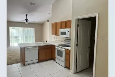 5038 Ayrshire Drive, Spring Hill, FL 34609 - Photo 4