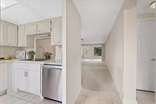 4347 Summersun Dr, New Port Richey, FL 34652 - Photo 14