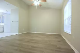 1672 Countrywood St, Tarpon Springs, FL 34689 - Photo 24
