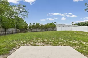13188 Delbarton St, Spring Hill, FL 34609 - Photo 16