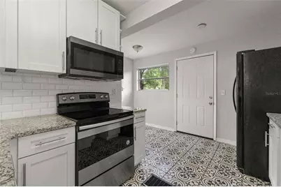 5518 11th Street, Zephyrhills, FL 33542 - Photo 16